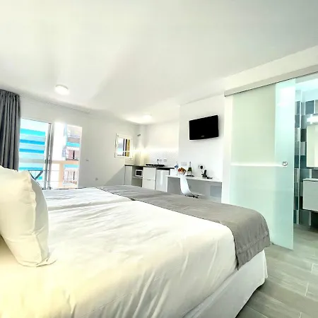Reformed Studio, Free Wifi,rooftop Pool With View, Near Playa Jardin