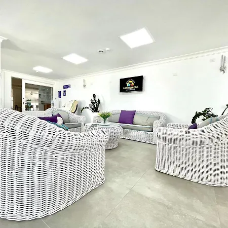 아파트 Reformed Studio, Free Wifi,rooftop Pool With View, Near Playa Jardin