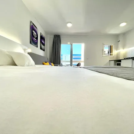 Reformed Studio, Free Wifi,rooftop Pool With View, Near Playa Jardin *