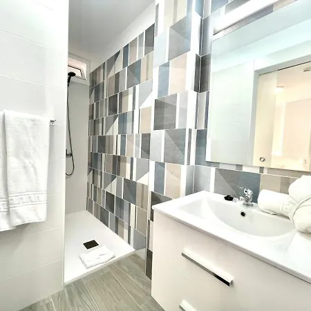 Reformed Studio, Free Wifi,rooftop Pool With View, Near Playa Jardin 아파트