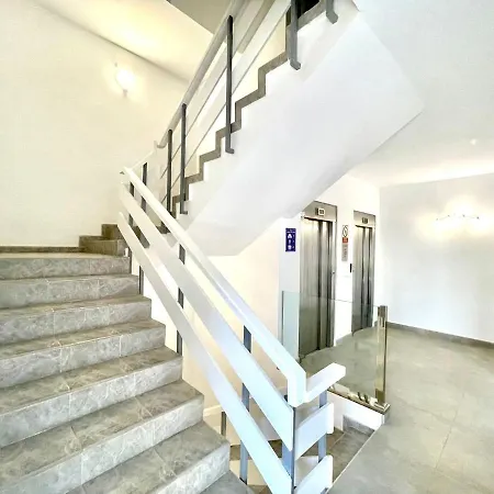 公寓 Reformed Studio, Free Wifi,rooftop Pool With View, Near Playa Jardin *